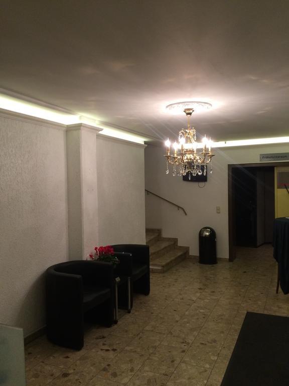 Hotel Aris 萨尔斯塔特 外观 照片