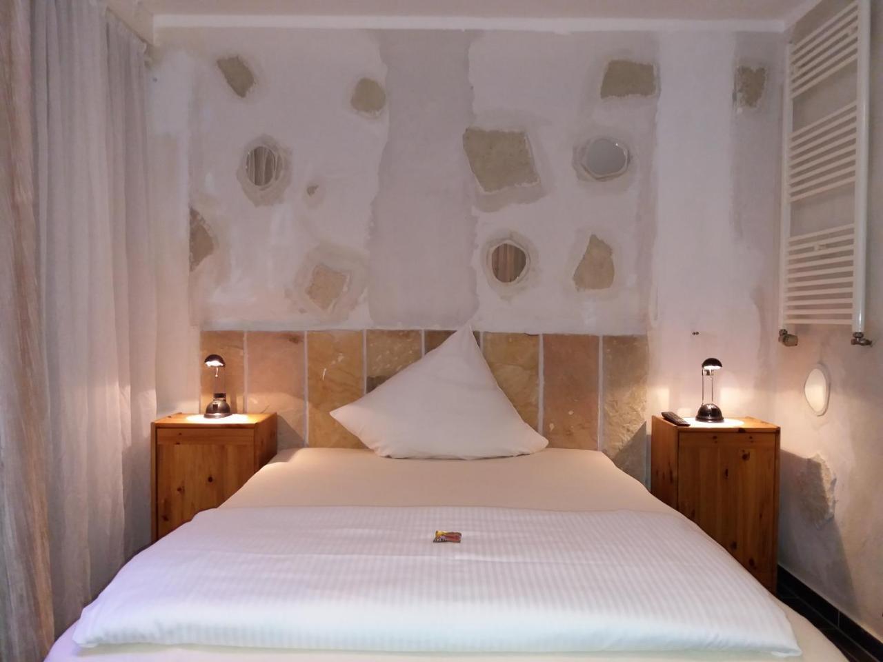 Hotel Aris 萨尔斯塔特 外观 照片