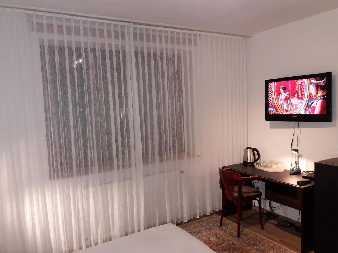 Hotel Aris 萨尔斯塔特 外观 照片